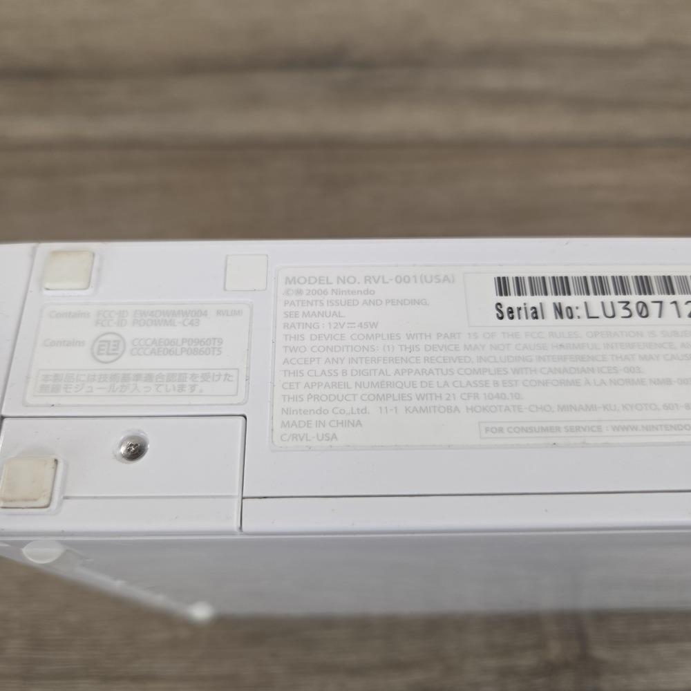 Nintendo RVL-001 Wii Console White Bundle Tested w/ Controller, Cables, & Sensor - Picture 11 of 13